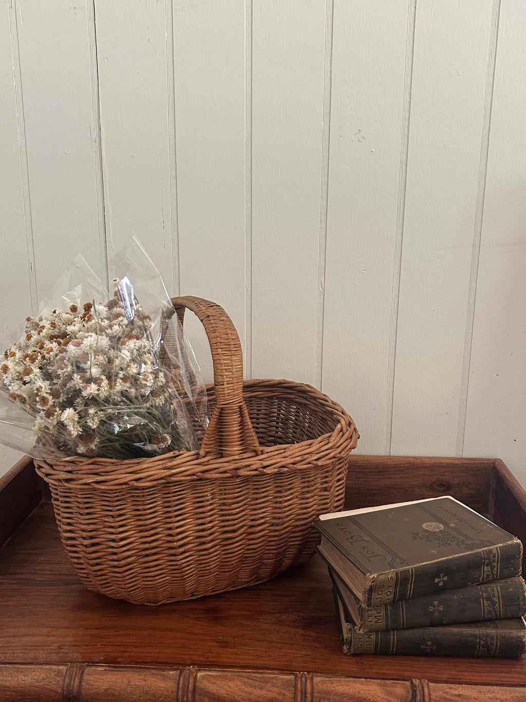 Medium French basket