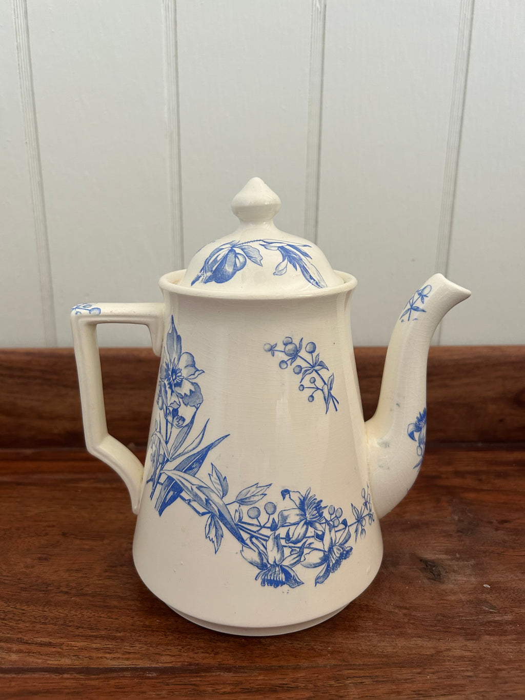 Blue floral teapot