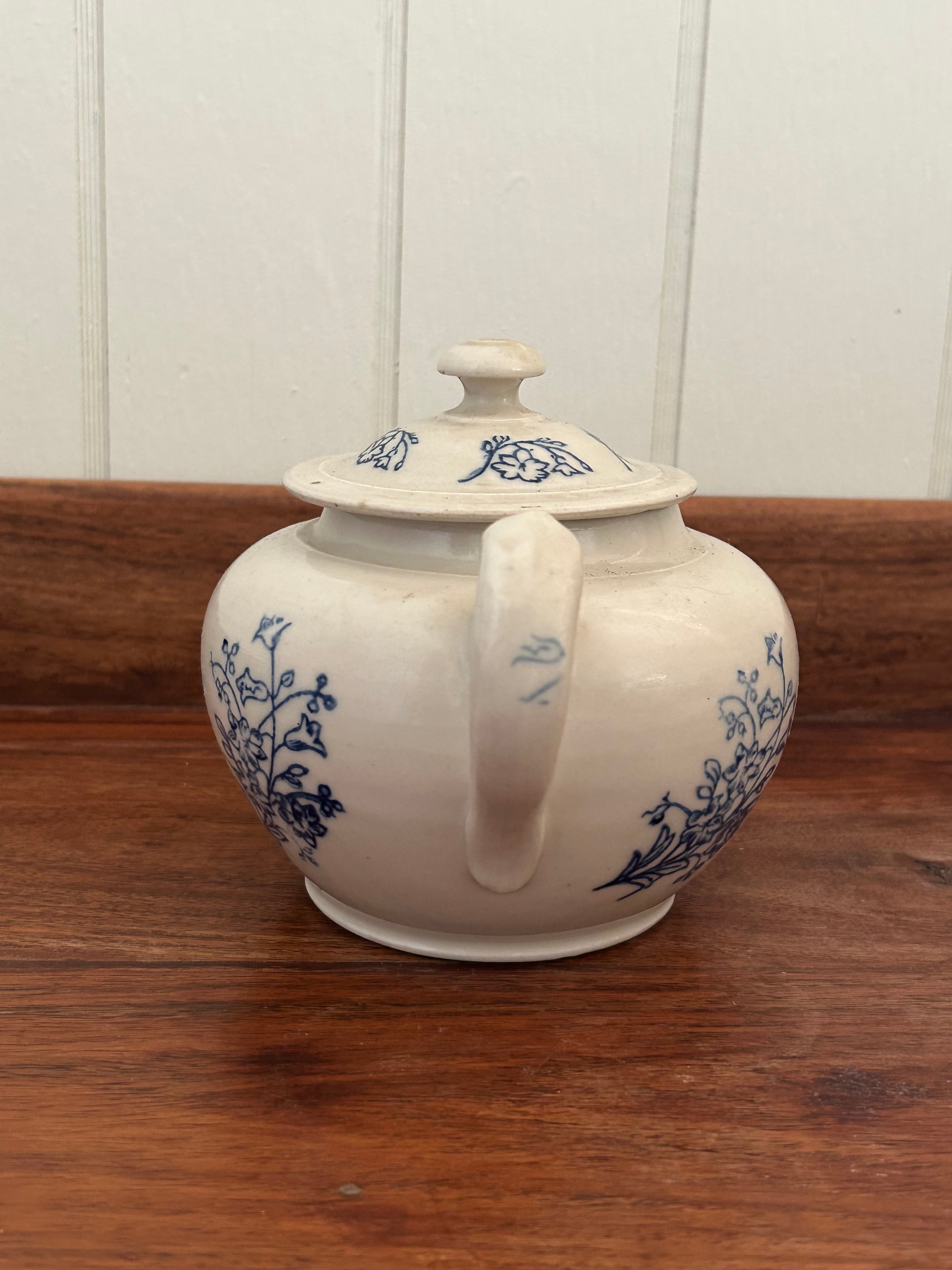 St uze French tea pot