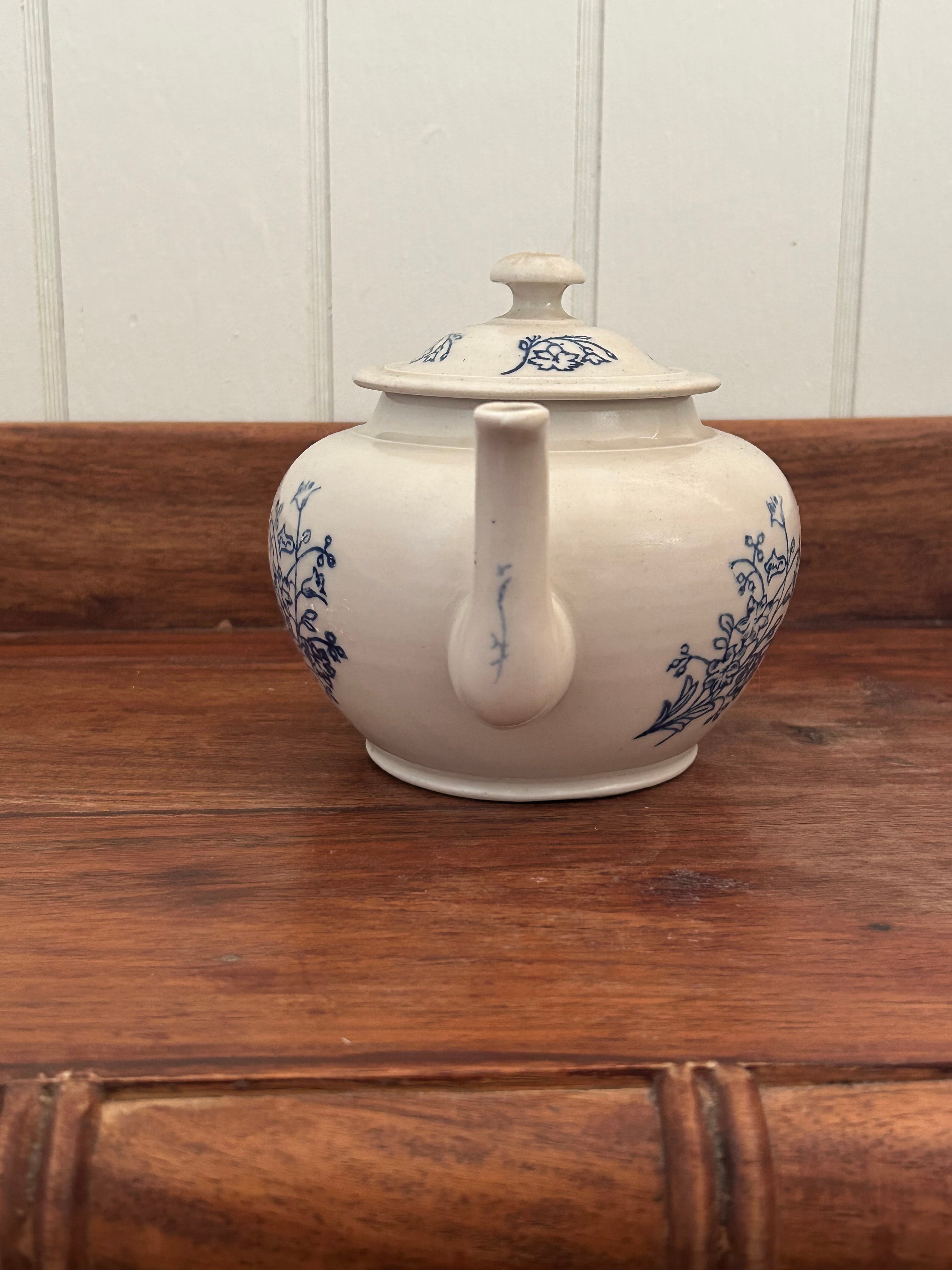 St uze French tea pot